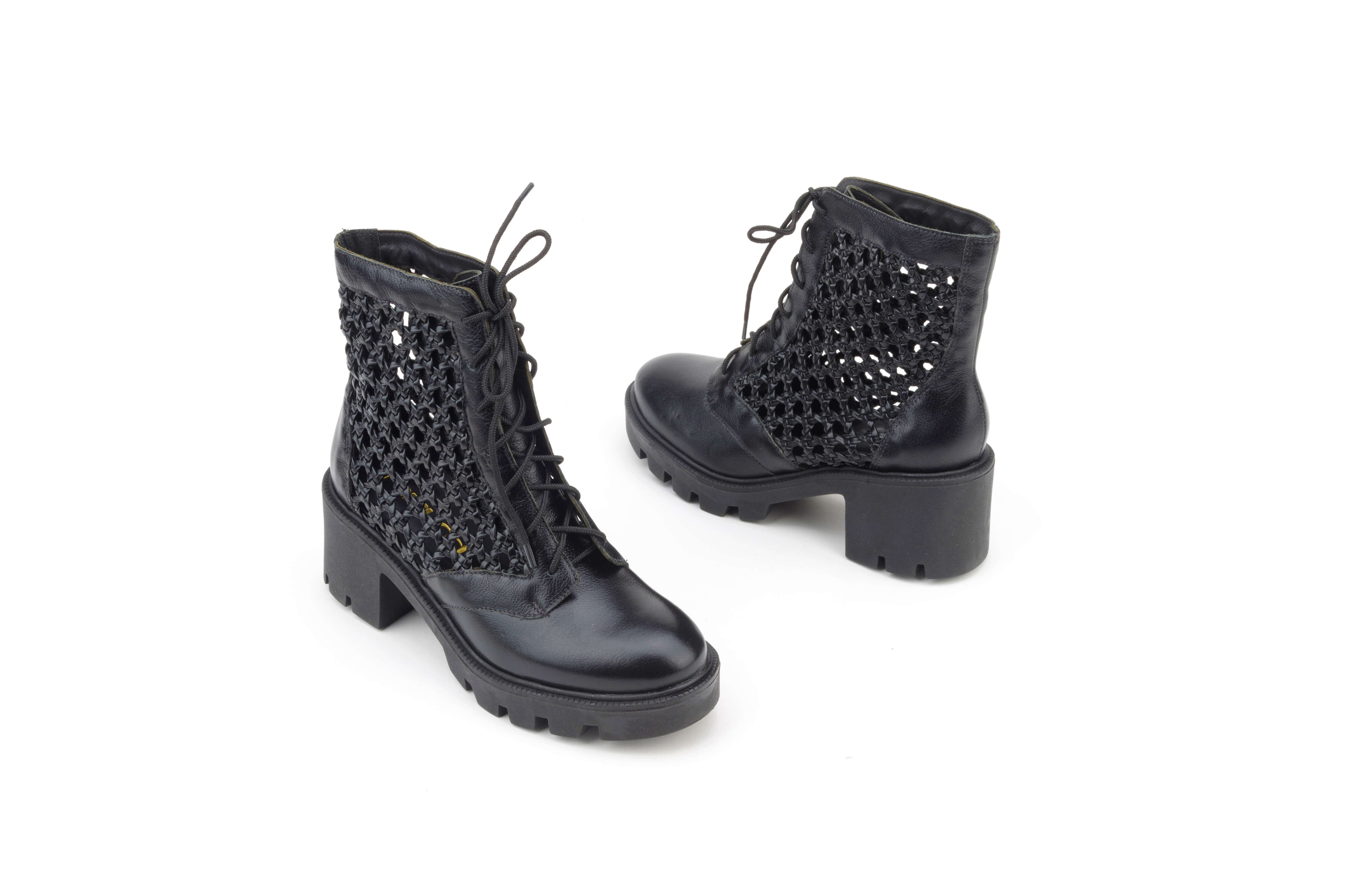 Coturno Tressê Preto FERRUCCI - F231901